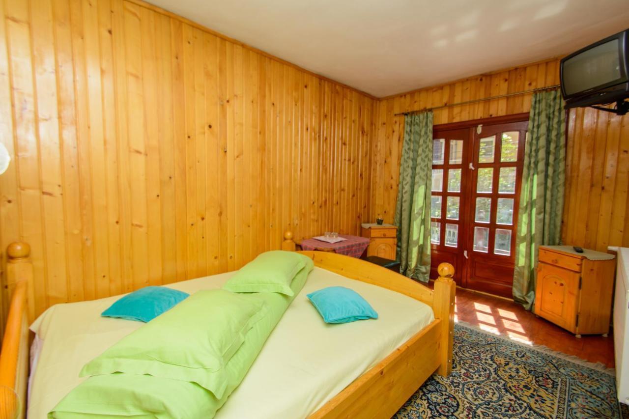 Rem'S Pension Rîşnov Exteriér fotografie