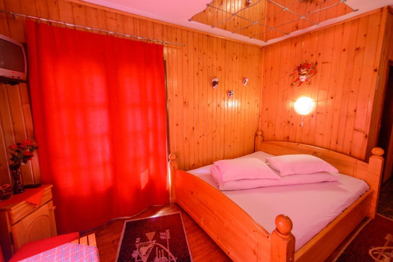 Rem'S Pension Rîşnov Exteriér fotografie