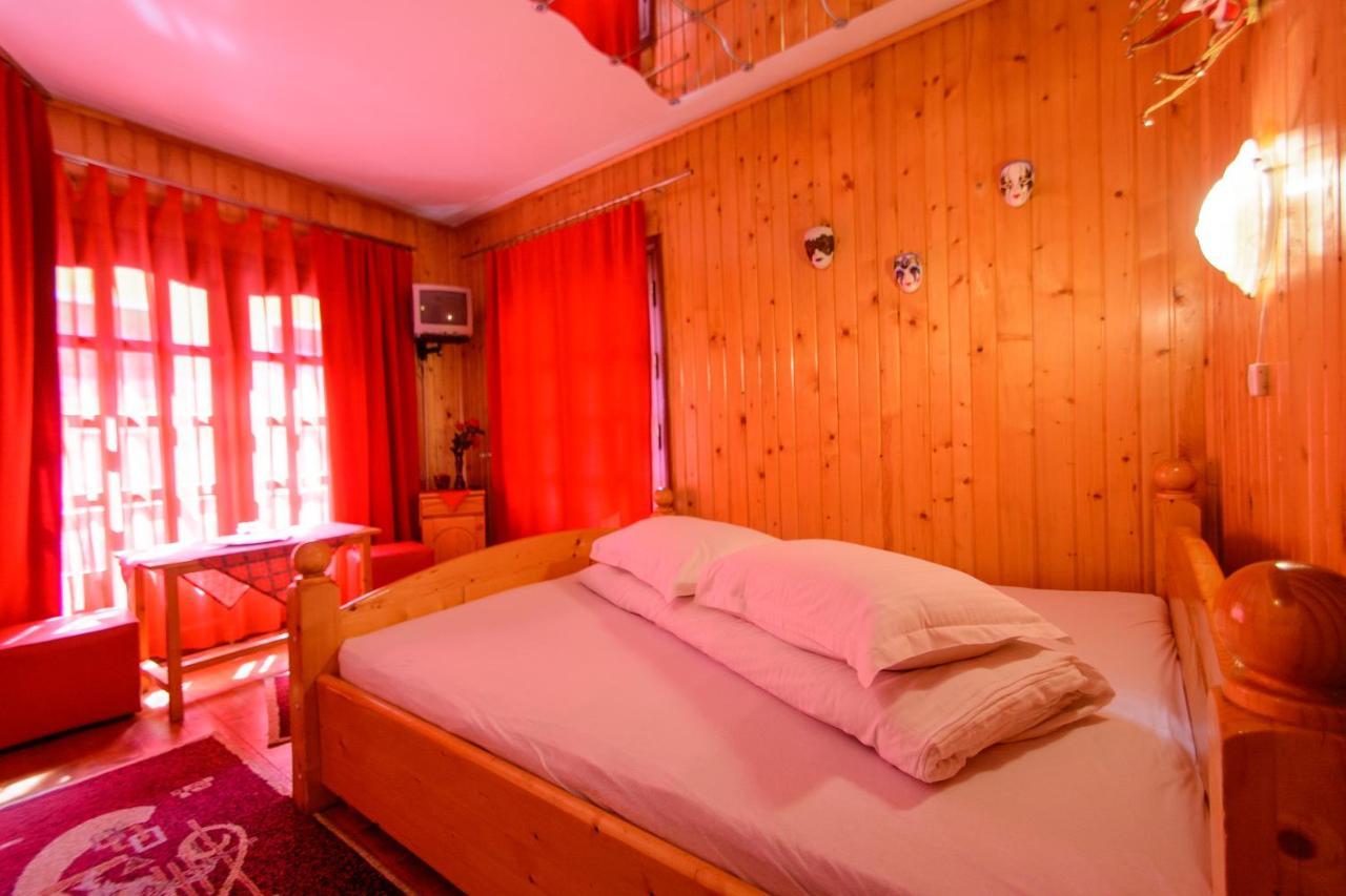 Rem'S Pension Rîşnov Exteriér fotografie