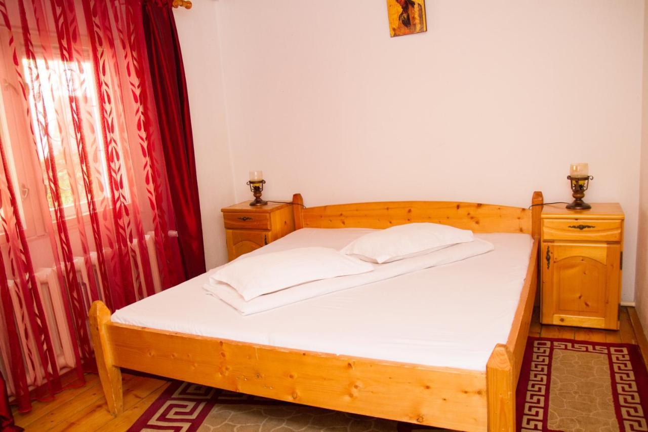 Rem'S Pension Rîşnov Exteriér fotografie
